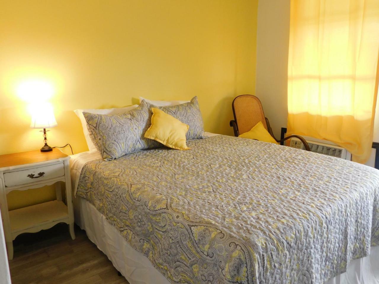 Spruce Pine Inn Esterno foto